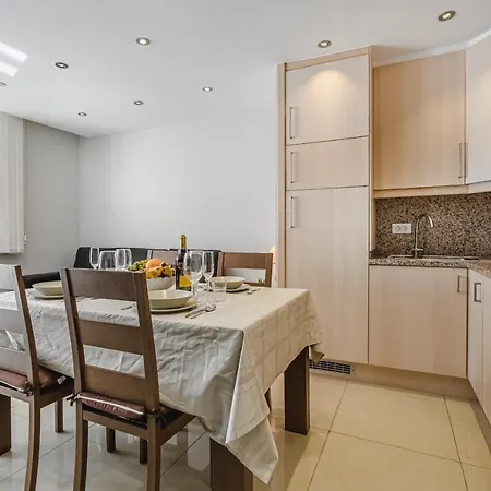 Lägenhet Optimist, Apartament Americas