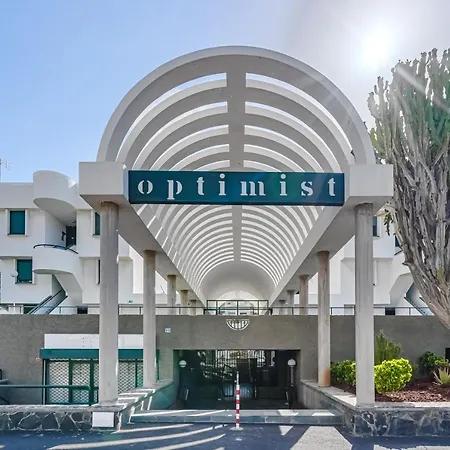 Optimist, Apartament Americas