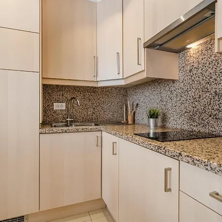 Optimist, Apartament Americas Appartement